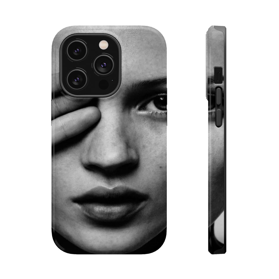 Mystique Gaze Case