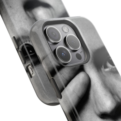 Mystique Gaze Case