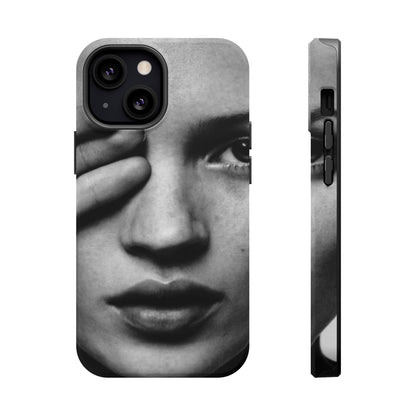 Mystique Gaze Case